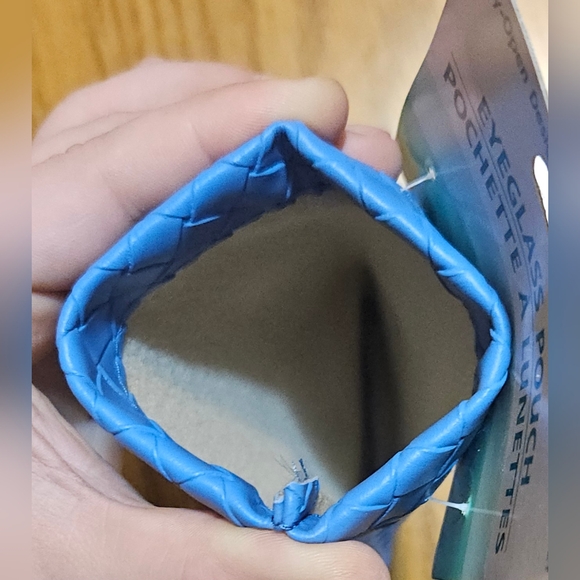 Faux Leather Easy Open design Sunglasses/Glasses Pouch BNIB - Picture 3 of 5